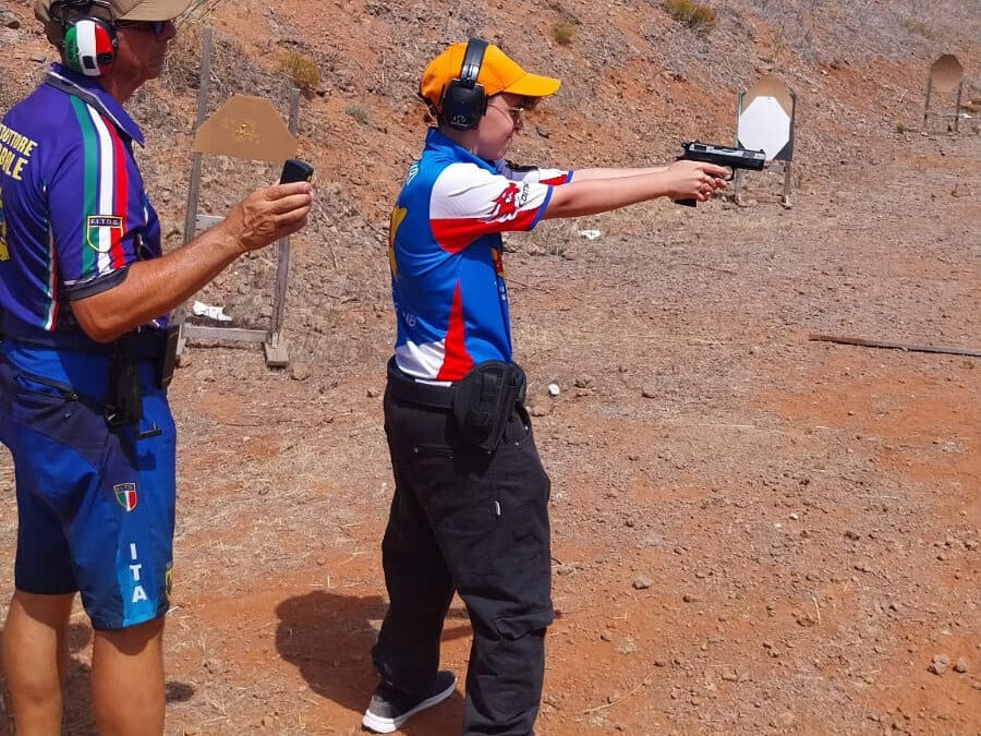 actionair-uai-900x675-d85b32