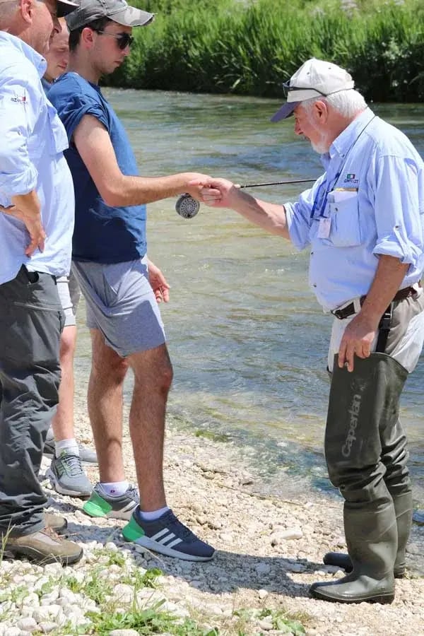 simfly-scuola-pesca-mosca-flyfishing-simfly-scuola-pesca-mosca-flyfishing-corso-sim-1-1
